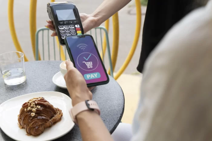 contactless payment is one of the emerging fintech trends